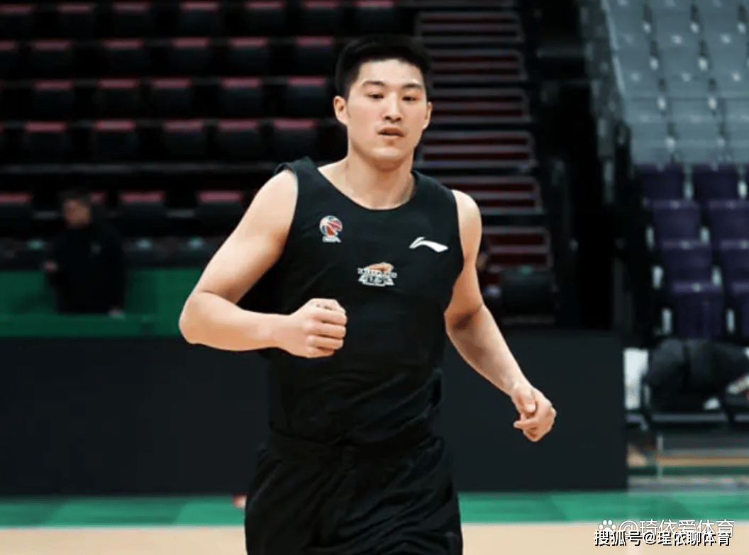 CBA风云：李春江现身女篮赛场，莫兰德回归辽宁，赵率舟换岗宁波