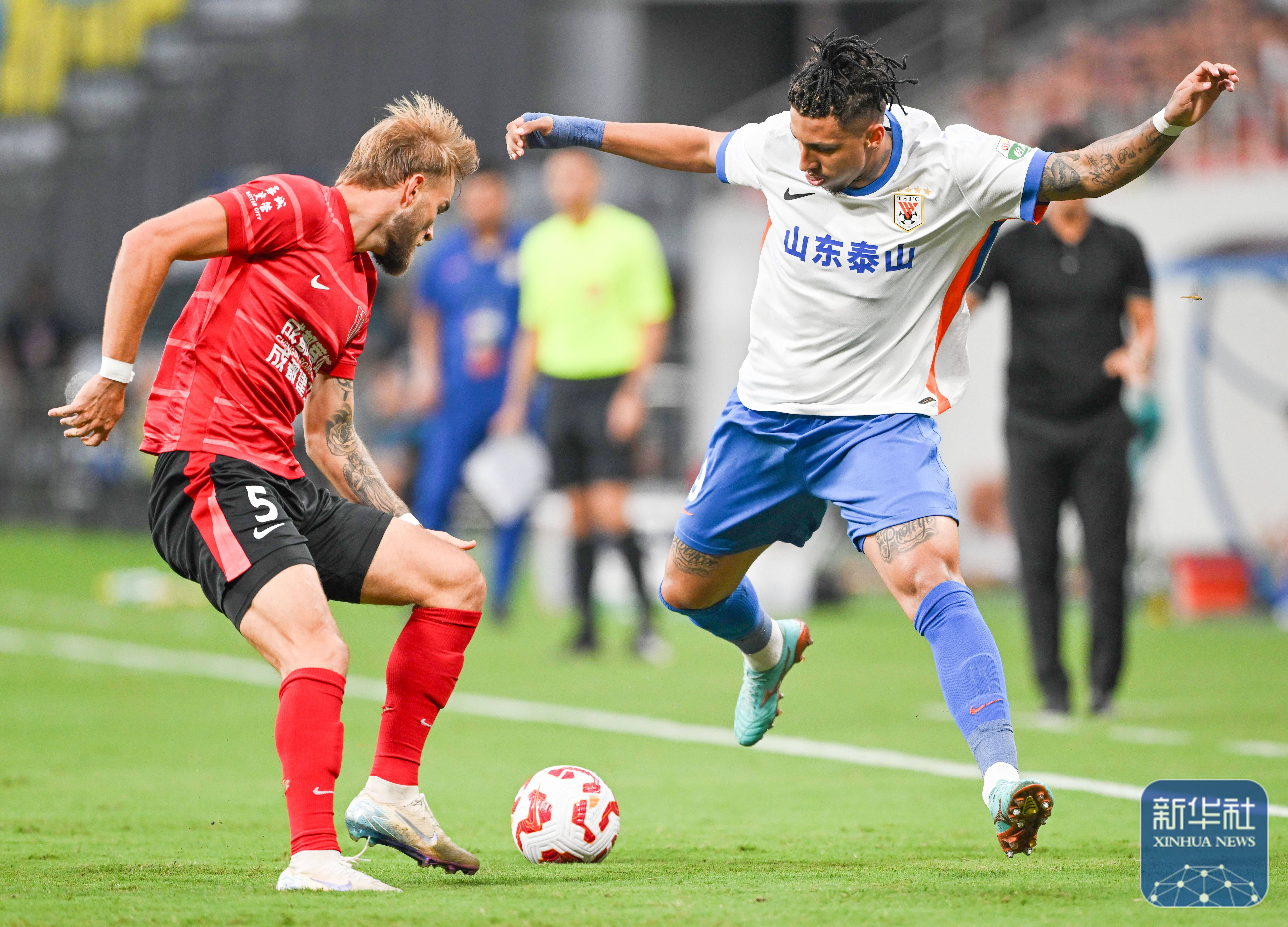 足球丨中超：成都蓉城战胜山东泰山