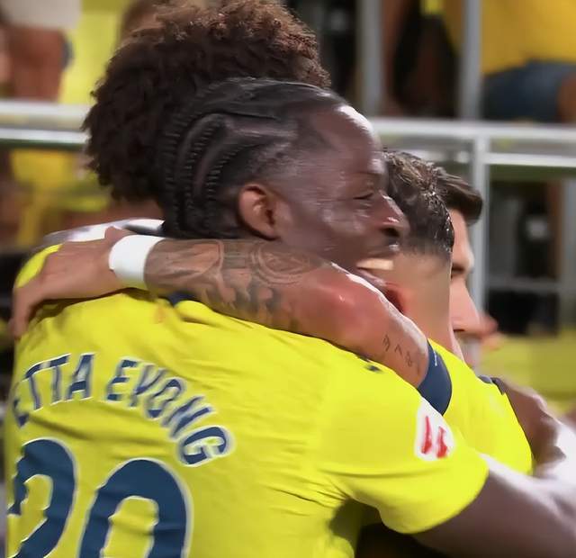 一场5-0！打出西甲争冠黑马：2连胜压巴萨+皇马，西班牙人4分不败