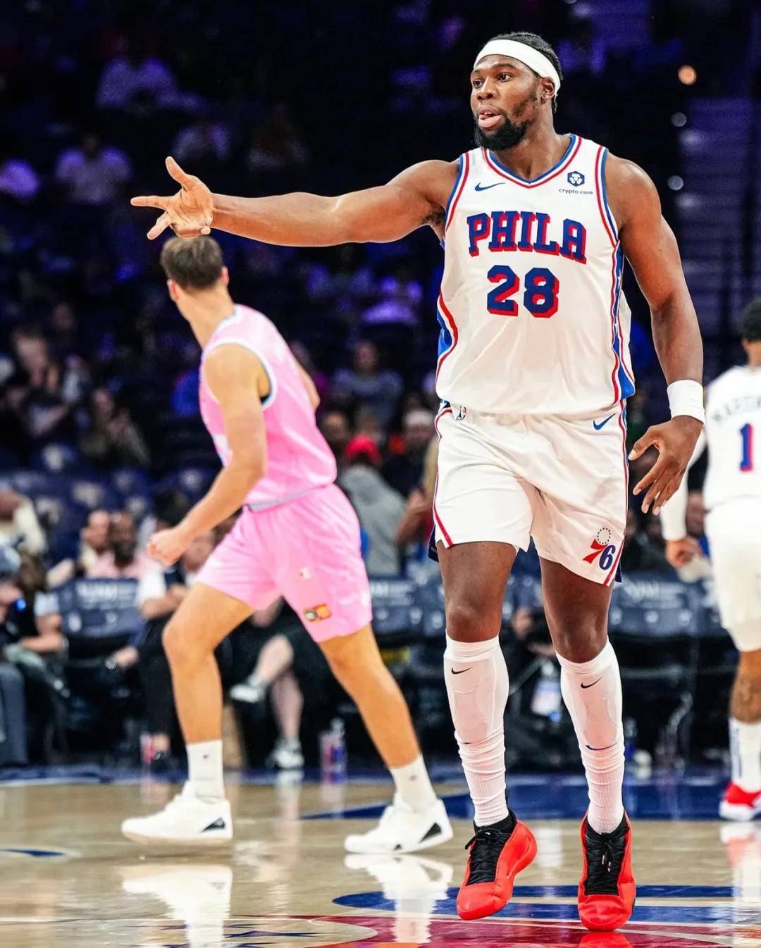 2年1200万签约！倒贴钱也得打球！苦等五年终于重返NBA