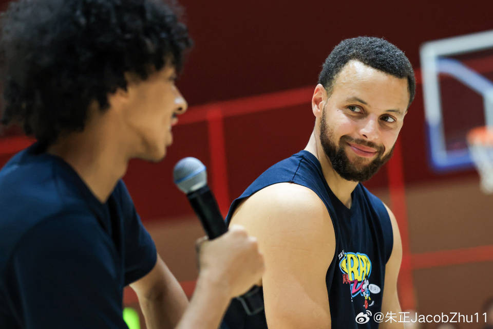 中国男篮百花齐放，国内4名球员欲冲击NBA，有教练也在做准备