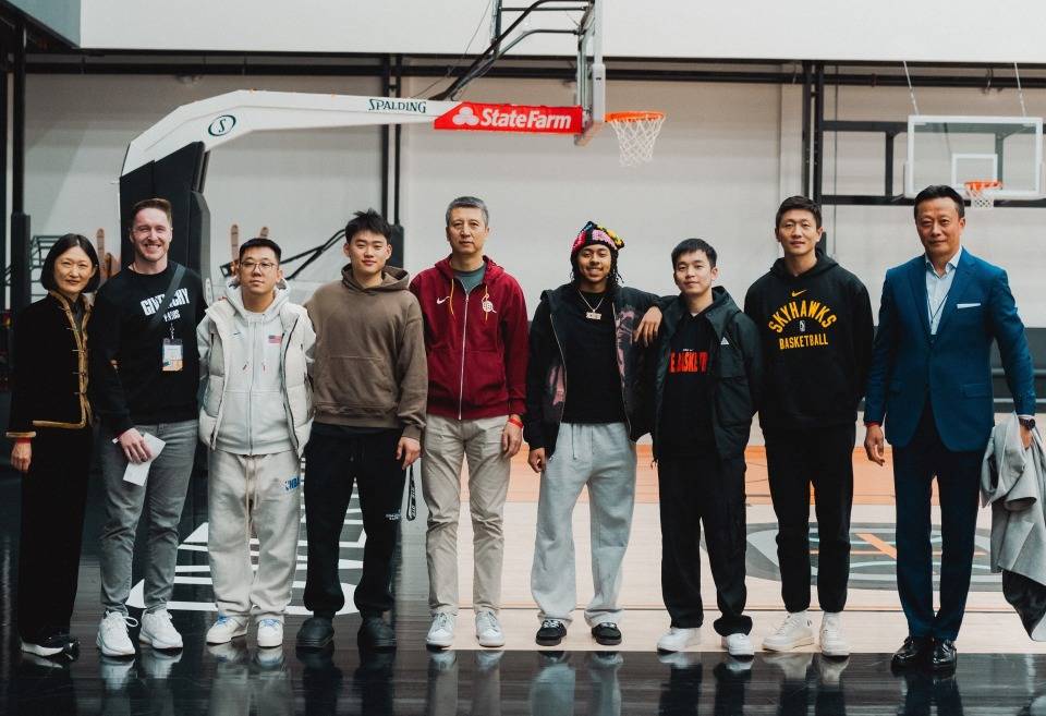 中国男篮百花齐放，国内4名球员欲冲击NBA，有教练也在做准备