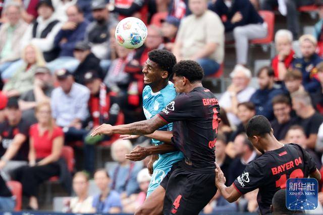 足球丨德甲：勒沃库森不敌霍芬海姆