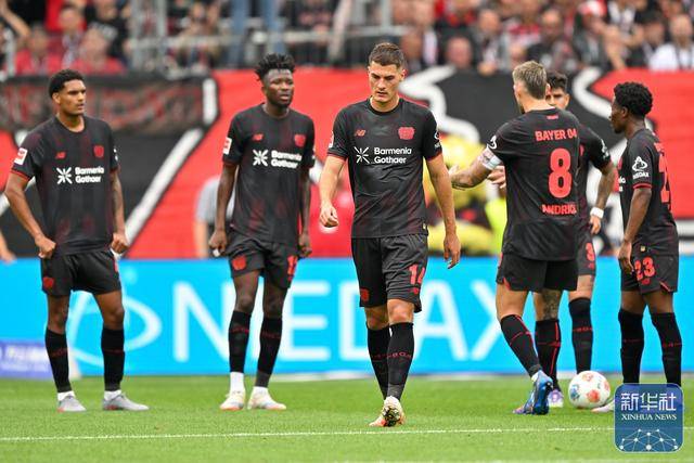 足球丨德甲：勒沃库森不敌霍芬海姆