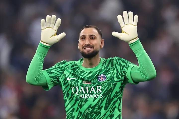 曼城重点锁定多纳鲁马，转会博弈进入关键周