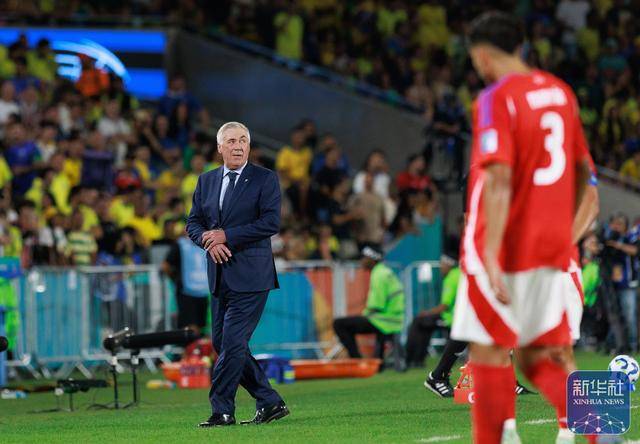 足球世预赛｜巴西队胜智利队