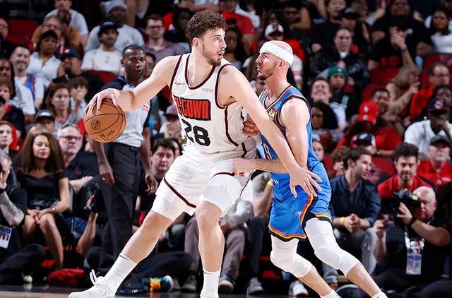 火箭锁定36+6神射!杜兰特迎终极拼图,休斯顿总冠军倒计时启动