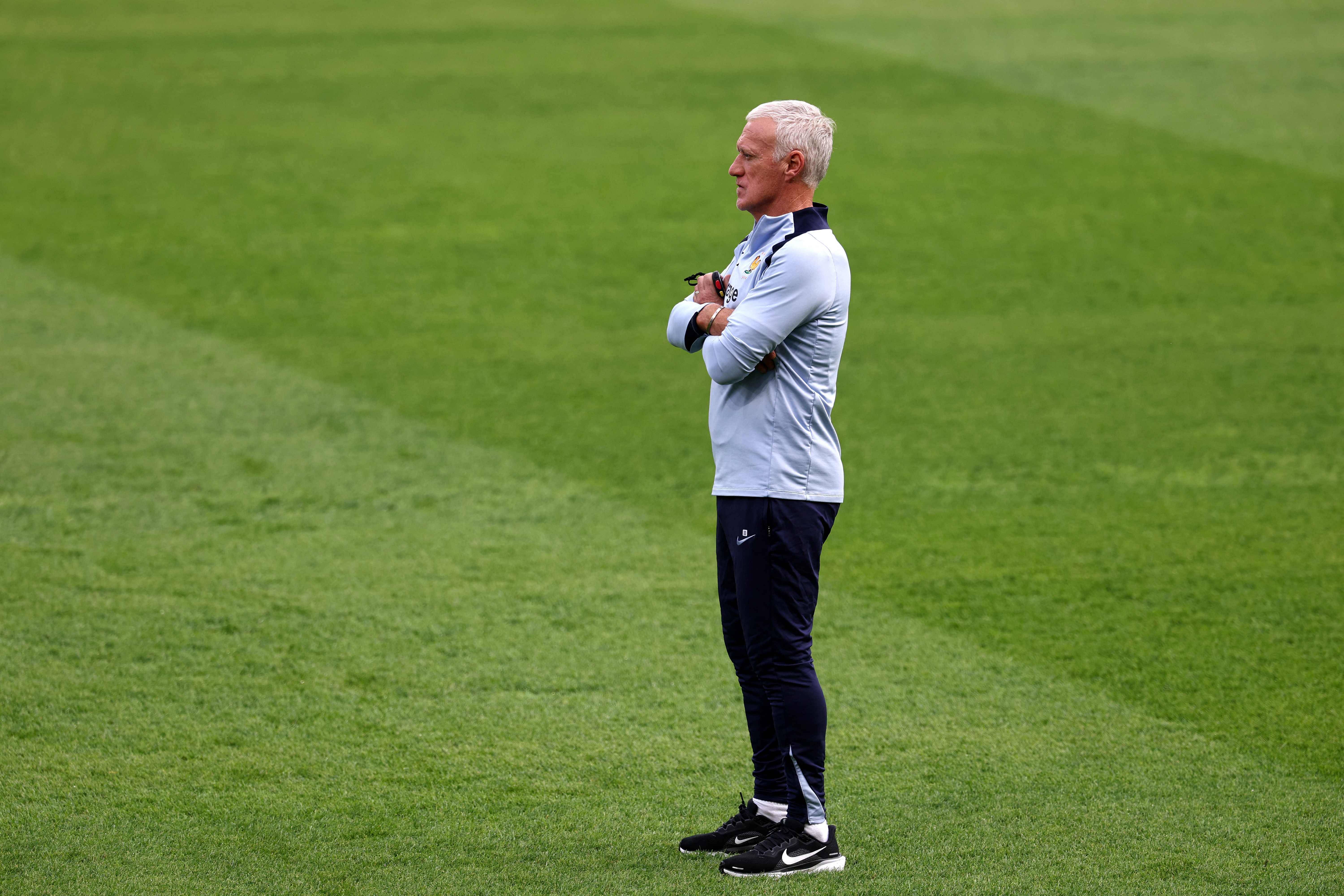 （外代二线）足球——世界杯预选赛：法国队赛前备战