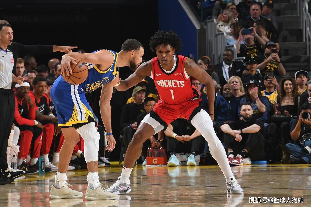 名记喊话梦之队：3年之后该让火箭队阿门加入！防守已是王牌技能