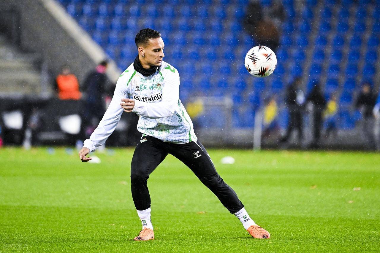 欧联：0-0，贝蒂斯险遭比甲第8掀翻，安东尼哑火，韩国球星失绝杀